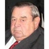 leon hugeback