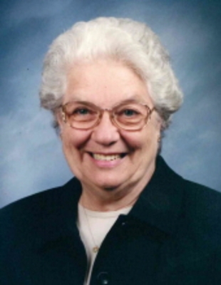 maxine costello